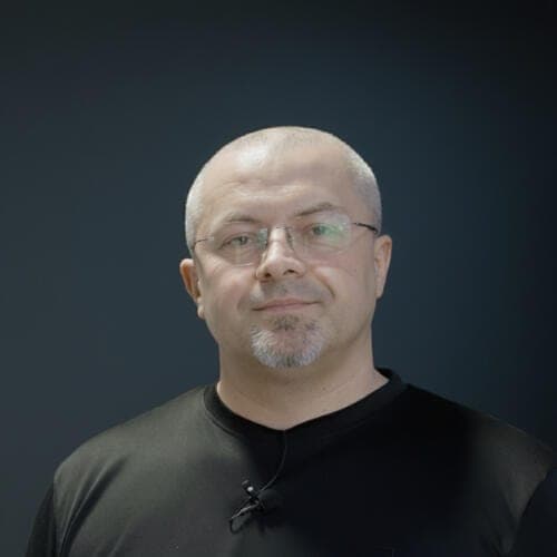 Portret: Andrzej Dąbrowski